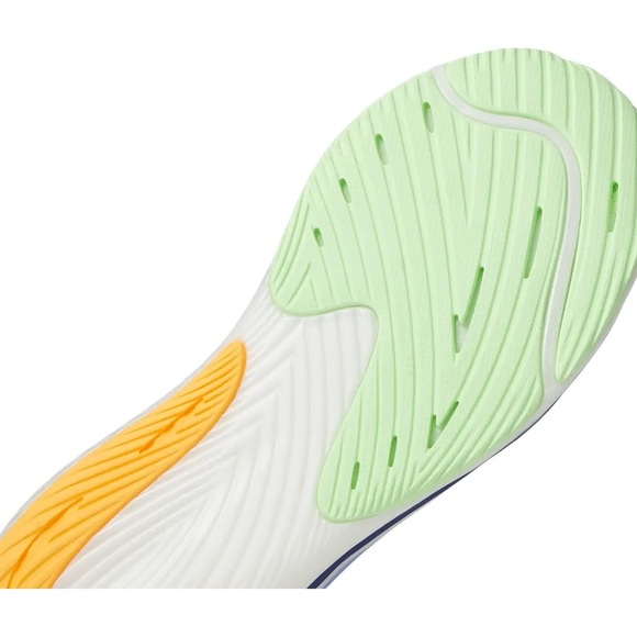 2 pairs of New Balance Rebel v3.  Brand new and never worn. - Picture 6 of 8